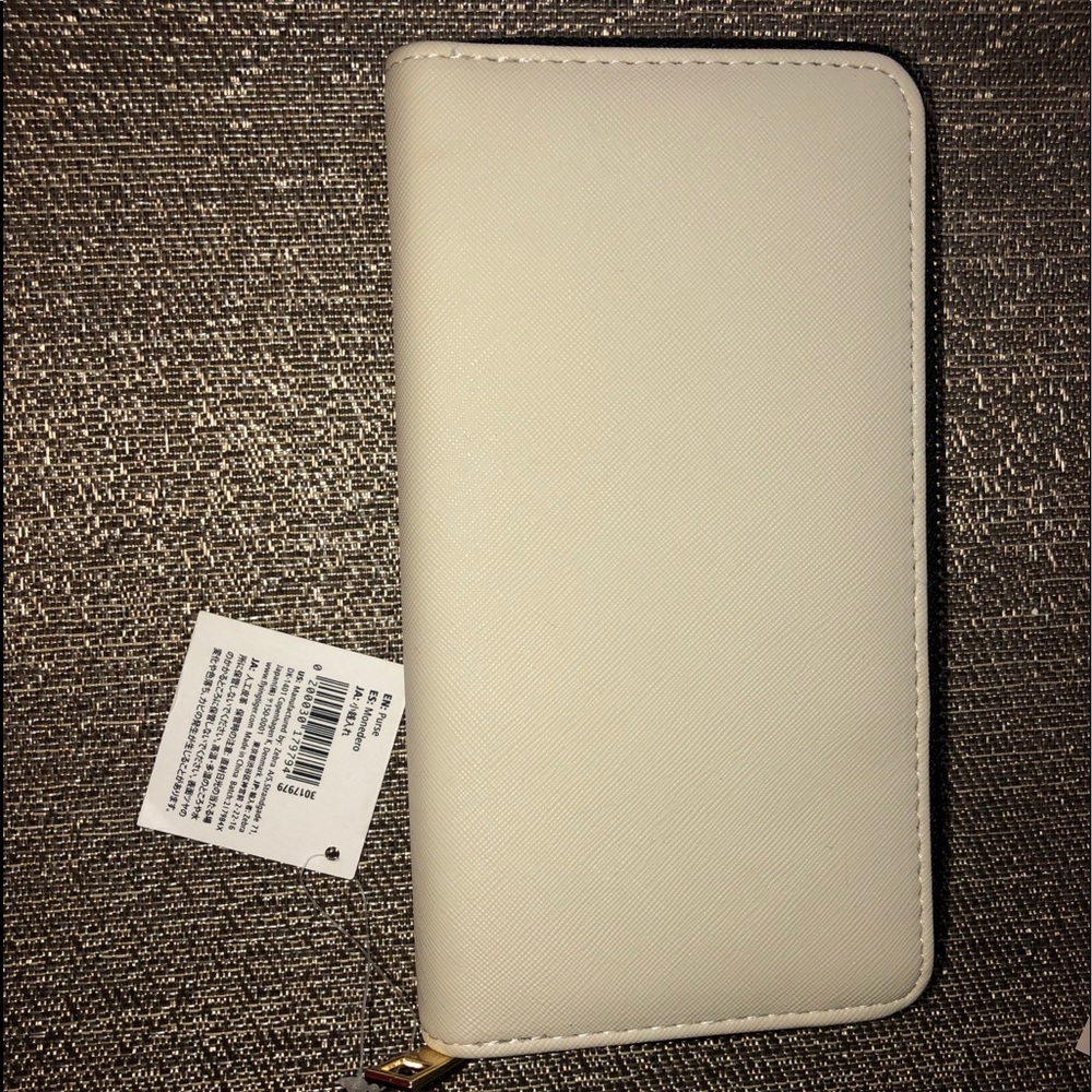 NWT T designed with❤️in Denmark zipper wallet - Picture 2 of 7